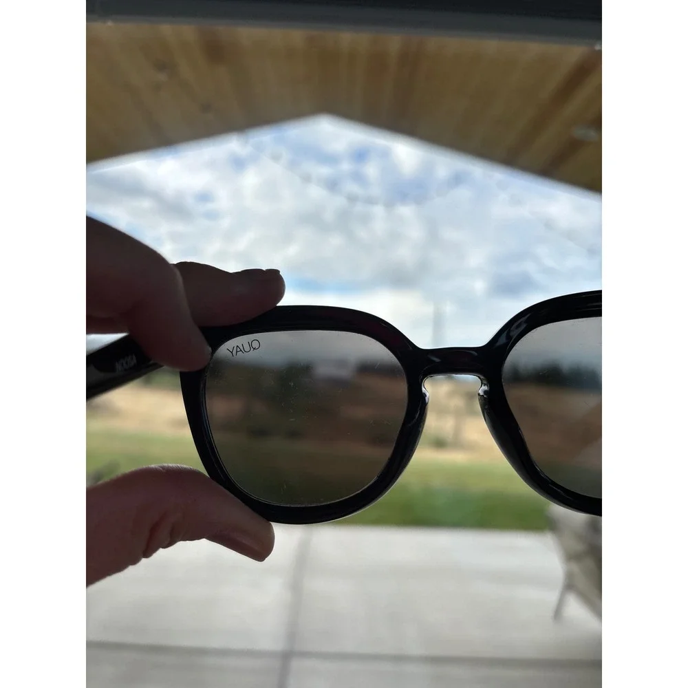 Quay Australia Noosa Sunglasses Black Cat Eye Frames 111 Womens